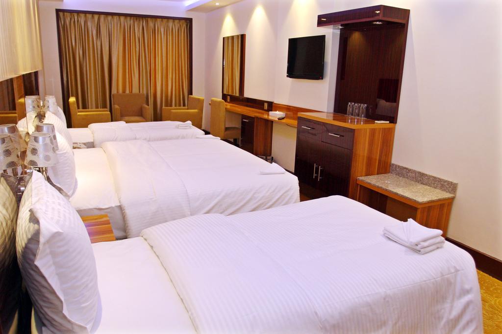 Fal Hotel L.L.C Дубай Стая снимка